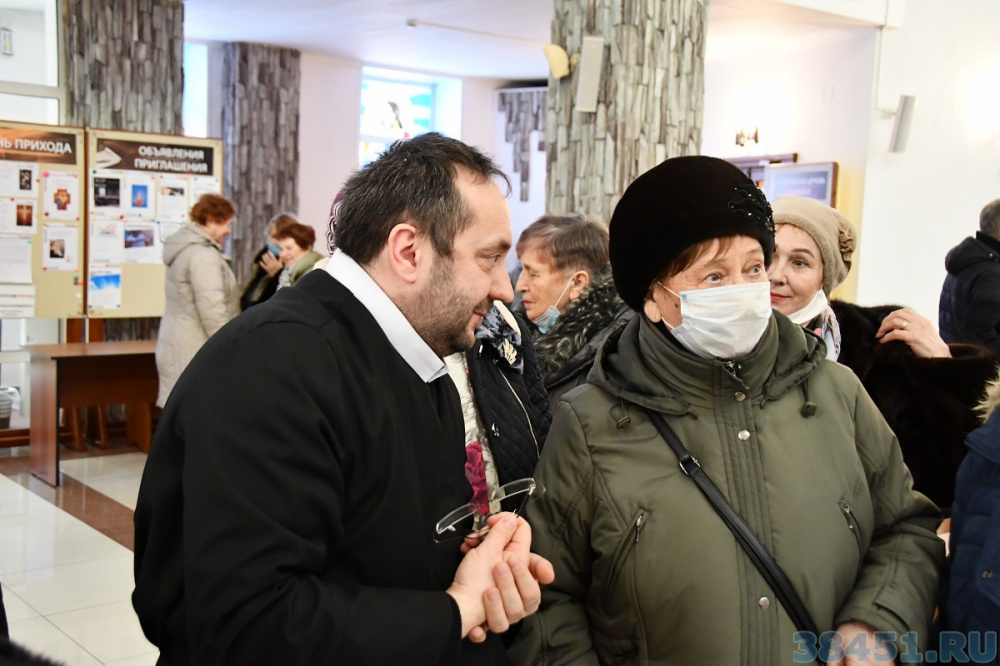 В Кемеровской области Общественный совет организовал весенний праздник для ветеранов органов внутренних дел