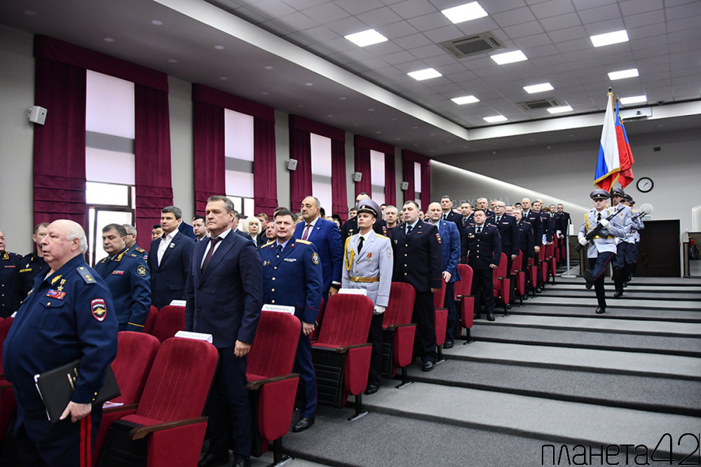 В Главном управлении МВД России по Кемеровской области – Кузбассу подведены итоги оперативно-служебной деятельности органов внутренних дел за 2023 год